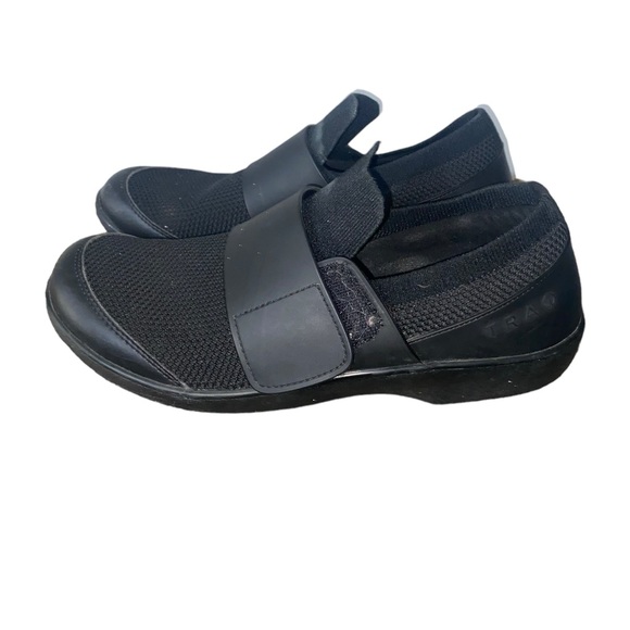 Alegria Traq Women’s QWIK Size 41 (US 10.5-11) Black Out Hook Loop Strap. - Picture 1 of 8